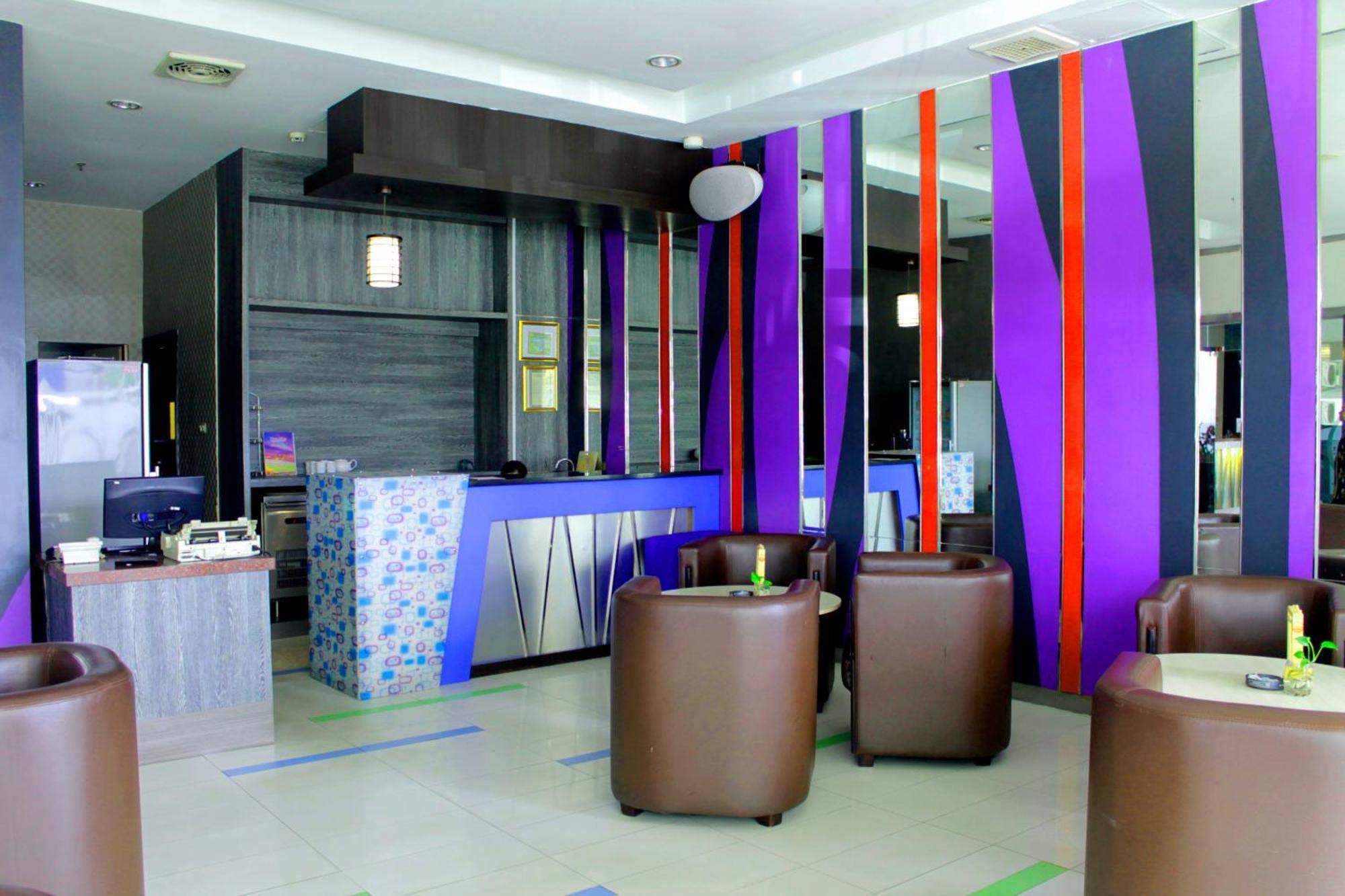 Transera Hotel Pontianak Bagian luar foto